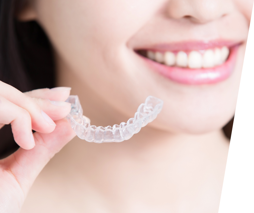 マウスピース型矯正装置(インビザライン)を使った目立ちにくい矯正歯科治療